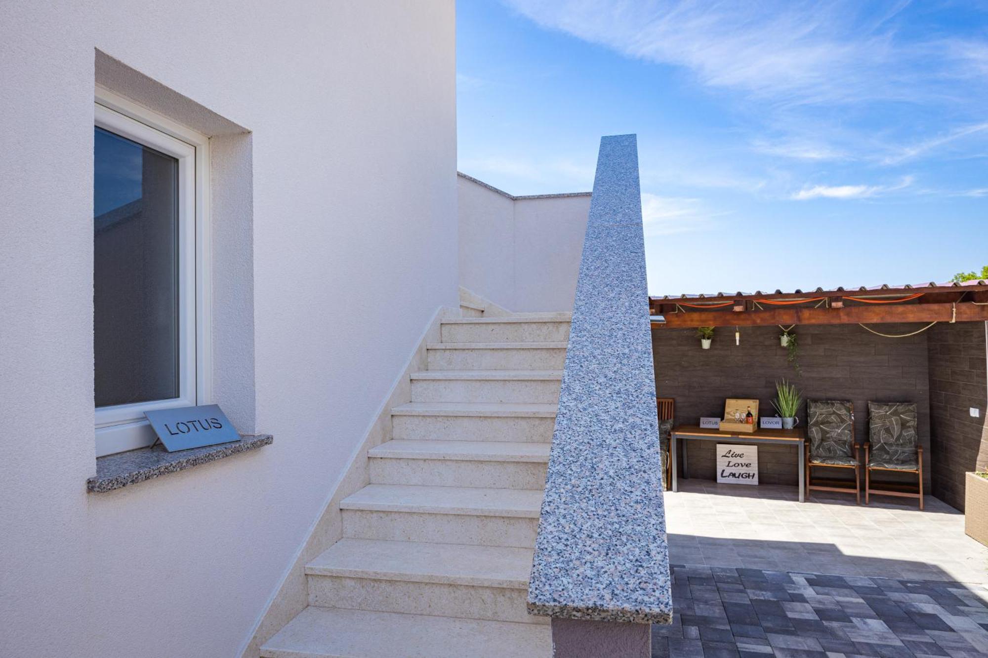 Luxury Apartments Lotus&Lovor Pula Rum bild